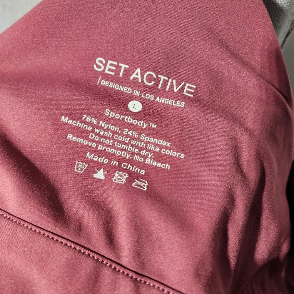 SET ACTIVE tank/bra - Picture 4 of 4
